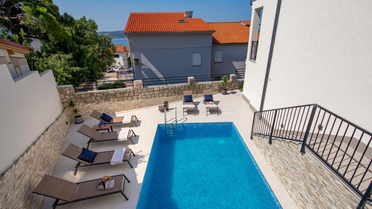 Apartments Villa Frankola With Swimming Pool Crikvenica Esterno foto