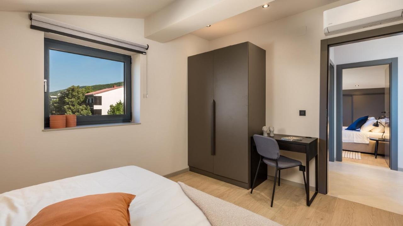 Apartments Villa Frankola With Swimming Pool Crikvenica Esterno foto
