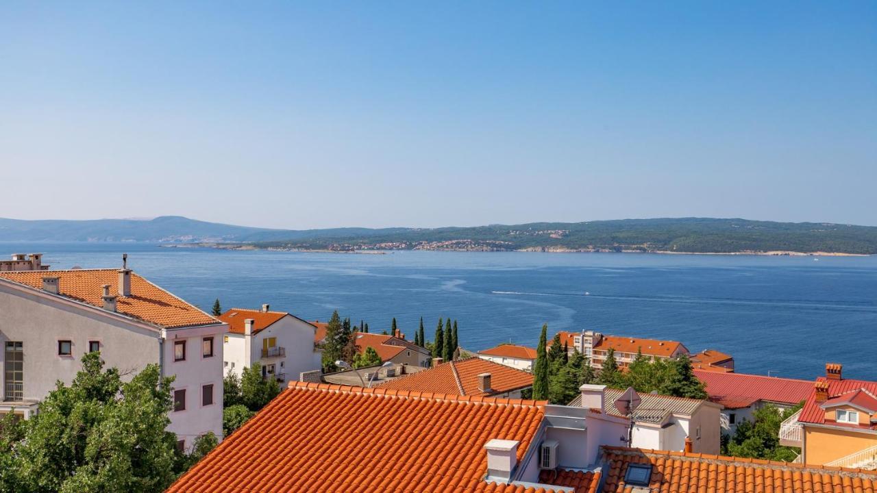 Apartments Villa Frankola With Swimming Pool Crikvenica Esterno foto