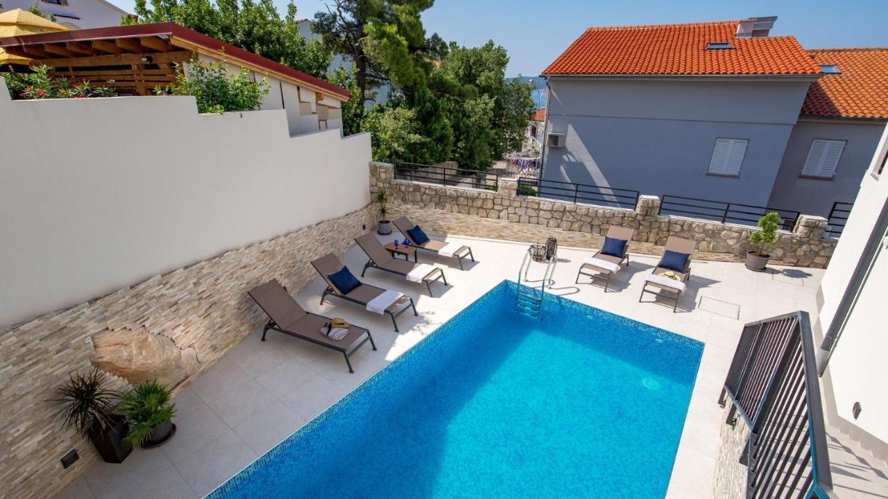 Apartments Villa Frankola With Swimming Pool Crikvenica Esterno foto
